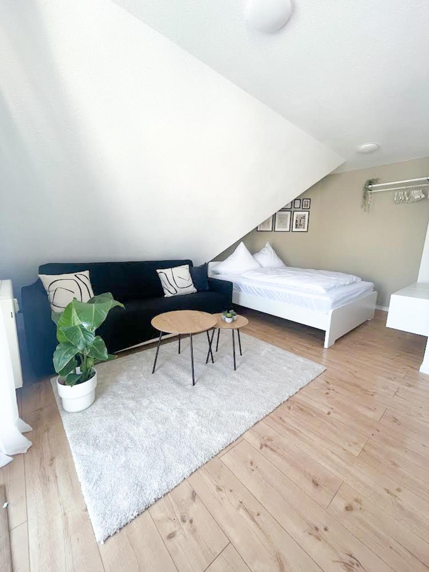 Nami - Robin - Helle Apartments Mitten In Der Stadt 메밍겐 외부 사진