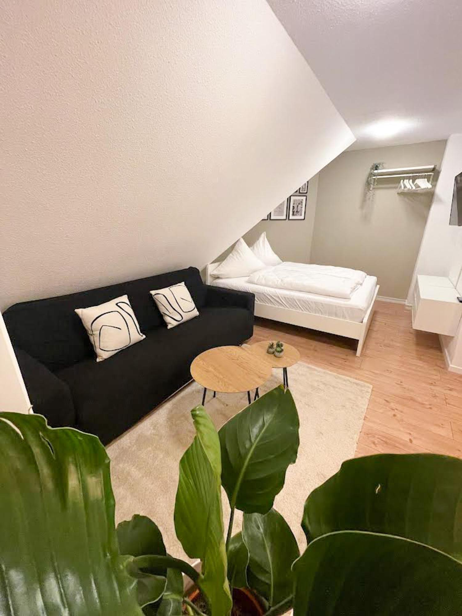 Nami - Robin - Helle Apartments Mitten In Der Stadt 메밍겐 외부 사진